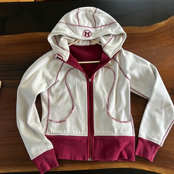 Lululemon Scuba Hoodie - Picture 2 of 6